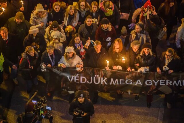 معترضان مجارستانی برکناری نخست‌وزیر را خواستار شدند