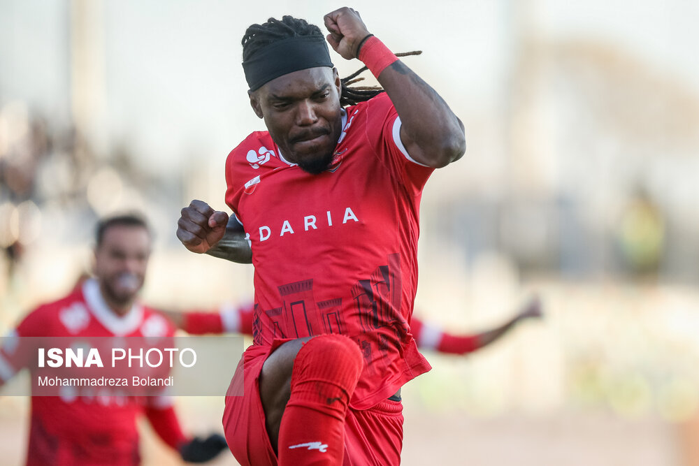 واکنش بیفوما به اولین گلش برای پرسپولیس و دیدار با تراکتور