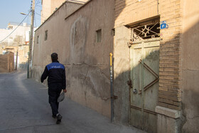 اثرات فرونشست منازل مسکونی در محله علی‌قلی‌آقا اصفهان