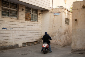 اثرات فرونشست در منازل مسکونی محله بیدآباد اصفهان