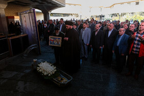 مراسم تشییع پیکر کامران فانی