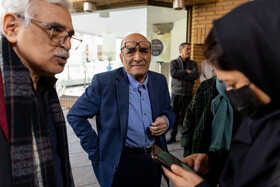 عبدالکریم جربزه‌دار در مراسم تشییع پیکر کامران فانی