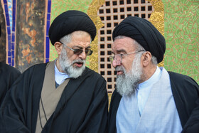 حضور آیت الله سید احمد خاتمی، امام جمعه موقت تهران و عضو فقهای شورای نگهبان و نماینده مجلس خبرگان رهبری در مراسم تشییع پیکر «آیت الله سید محمد شاهچراغی» در سمنان