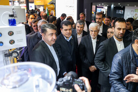 بازدید محمدرضا عارف، معاون اول رییس جمهور از نمایشگاه ایران ساخت