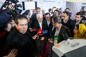 بازدید محمدرضا عارف، معاون اول رییس جمهور از نمایشگاه ایران ساخت