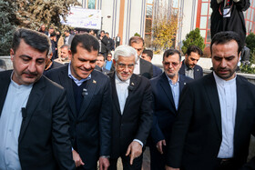 بازدید محمدرضا عارف، معاون اول رییس جمهور از نمایشگاه ایران ساخت