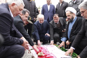 سفر یکروزه اسکندر مومنی، وزیر کشور به استان گلستان - غبار روبی مزار شهدا امام زاده عبدالله گرگان