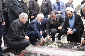 سفر یکروزه اسکندر مومنی، وزیر کشور به استان گلستان - غبار روبی مزار شهدا امام زاده عبدالله گرگان