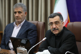 معاون وزیر بهداشت: سرمایه‌گذاری در پژوهش موجب کاهش مهاجرت دانشجویان می‌شود