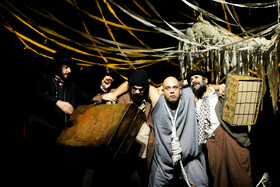 نمایش «در انتظار گودو» - کرمان