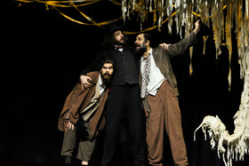 نمایش «در انتظار گودو» - کرمان