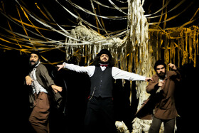 نمایش «در انتظار گودو» - کرمان