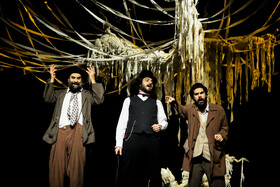 نمایش «در انتظار گودو» - کرمان