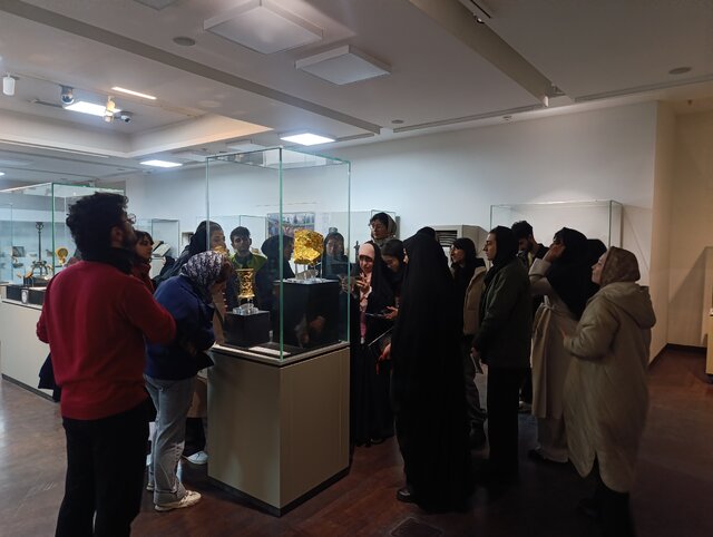 دانشجویان تاریخ دانشگاه علامه مهارت‌های پژوهشگری و تفکر نقادانه خود را تقویت می‌کنند