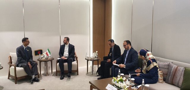 رایزنی غریب‌آبادی با سرپرست وزارت خارجه بنگلادش