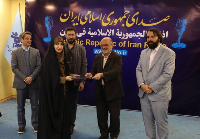 رونمایی از نسخه صوتی «تب ناتمام» و «خانوم ماه» در ژرادیو