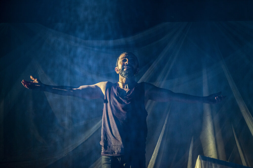 الان در آینده خودم هستم