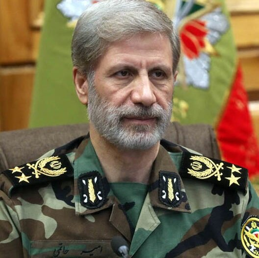 اخبار سیاسی ۲۵آذر؛ پذیرش توبه تتلو؛ در حال بررسی/عزل چند رئیس بانک