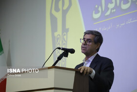 نماینده تبریز: جامعه امروز بیش از هرزمان دیگری به گفت‌وگو و شنیدن صدای مخالف نیاز دارد