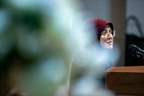 نشست خبری فاطمه مهاجرانی، سخنگوی دولت در سالن شرکت پالایش نفت امام خمینی (ره) شازند - استان مرکزی