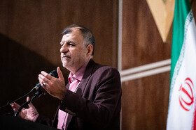 سخنرانی اساتید دانشکده فنی دانشگاه تهران در مجمع استادان دانشگاهی با حضور محمدرضا عارف