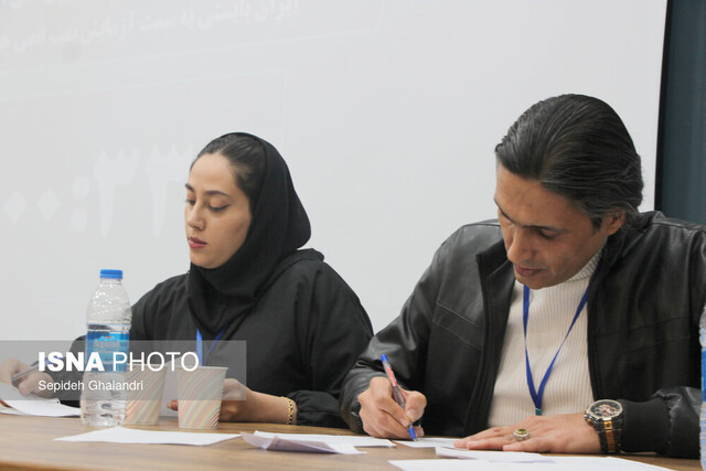 اختتامیه چهاردهمین دوره مسابقات ملی مناظره دانشجویان خراسان جنوبی