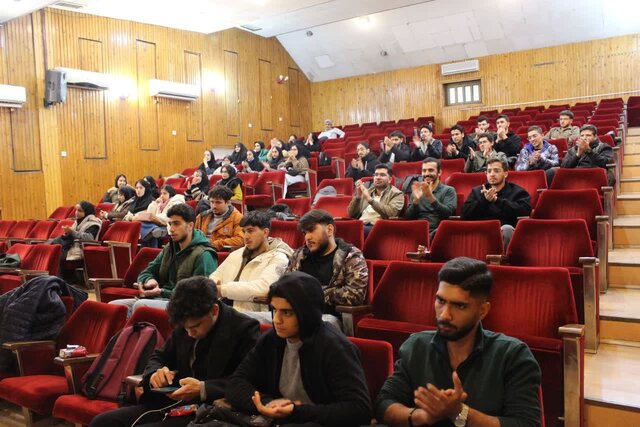 فینال مسابقه مناظرات دانشجویی دانشگاه گلستان از قاب عکس