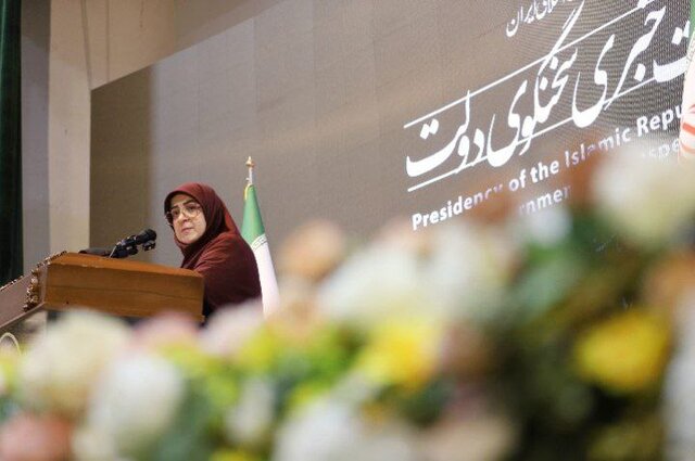 سخنگوی دولت: روسای برخی شعب بانکی عزل شدند/پیش‌نویس تعیین تکلیف نیروهای شرکتی آماده شد