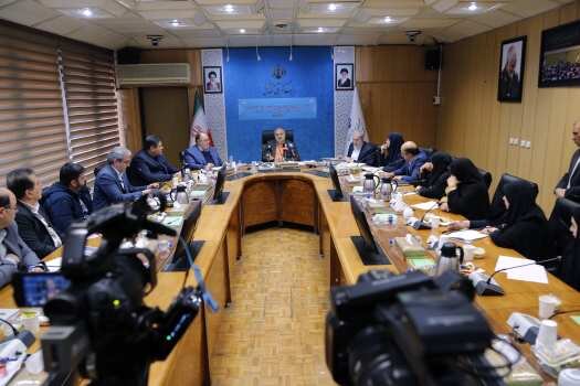 پیگیری مشکلات و مطالبات معلمان