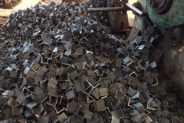 خریدار ضایعات آهن در سراسر کشور