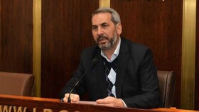 نماینده مقاومت: سلاح حزب‌الله کنار گذاشته نمی‌شود/  کانال‌های ارتباطی ما باز هستند