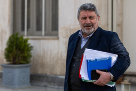 الیاس حضرتی، رئیس شورای اطلاع‌رسانی دولت در حاشیه جلسه هیات دولت - ۲۶ آذر