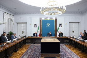 مهم‌ترین اولویت ما در بخش حمل‌ونقل، توسعه ناوگان عمومی و تکمیل کریدورهای ریلی کشور است