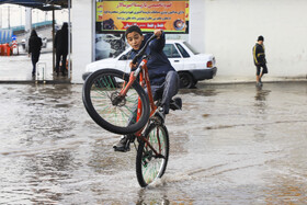 بارش باران و آبگرفتگی معابر در کرمان