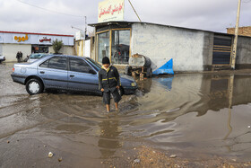 بارش باران و آبگرفتگی معابر در کرمان
