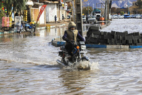 بارش باران و آبگرفتگی معابر در کرمان