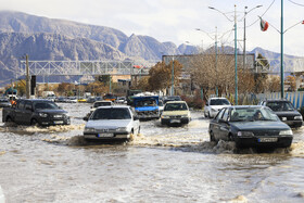 بارش باران و آبگرفتگی معابر در کرمان