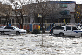 بارش باران و آبگرفتگی معابر در کرمان
