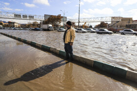 بارش باران و آبگرفتگی معابر در کرمان