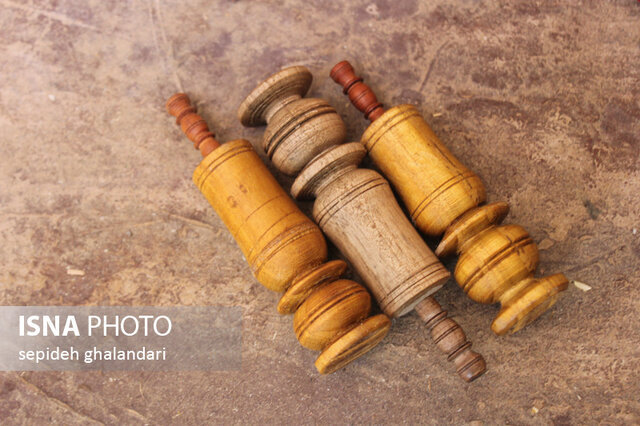 هنری بر مدار چرخ و چوب؛ خراطی سنتی خراسان جنوبی در مسیر ماندگاری