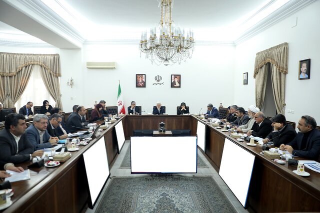 عارف: همه در برابر حوادث جاده‌ای مسئول هستیم/قوانین باید سختگیرانه اجرا شود