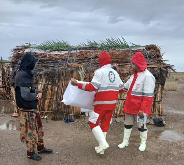 امدادرسانی هلال احمر استان کرمان به بیش از ١۴٠٠ نفر در حوادث جوی