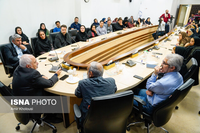 بازدید ظریف از ایسنا