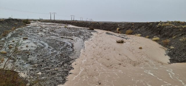 سیلاب در چند محور روستایی شهرستان بم/ خسارت جدی گزارش نشده است