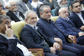 نشست فرهیختگان، نخبگان و فعالان فرهنگی استان خراسان جنوبی با رئیس جمهور