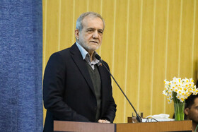 نشست فرهیختگان، نخبگان و فعالان فرهنگی استان خراسان جنوبی با رئیس جمهور