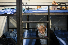 گرمخانه‌ها مکان‌هایی هستند که زیر نظر شهرداری‌ها ایجاد شده‌اند و در شب‌های سرد سال افراد بی‌خانمان و کارتن‌خواب را به منظور جلوگیری از سرمازدگی و مرگ احتمالی، در آنجا اسکان موقت می‌دهند.