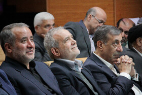 نشست فعالان سیاسی و اجتماعی استان خراسان جنوبی با رئیس جمهور