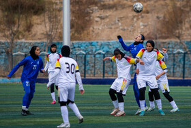 هفته نهم لیگ دسته اول فوتبال بانوان؛ استقلال - نماینده همدان