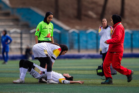 هفته نهم لیگ دسته اول فوتبال بانوان؛ استقلال - نماینده همدان